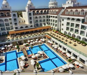 CROWN SERENITY HOTEL